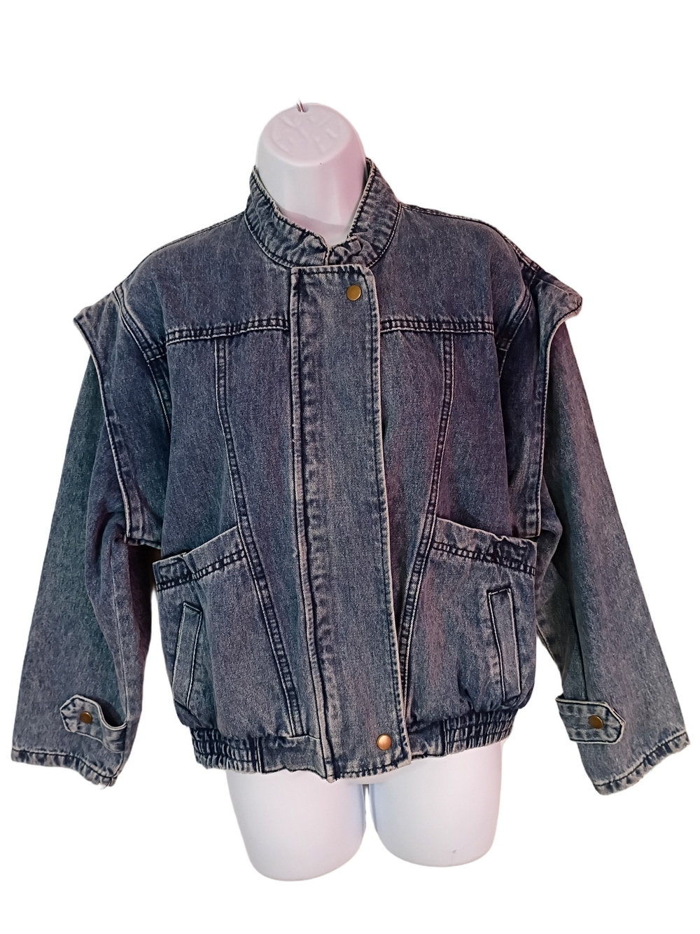 Vintage-Inspired Artsy Urban Pop Washed Denim Jacket with Snap Closure